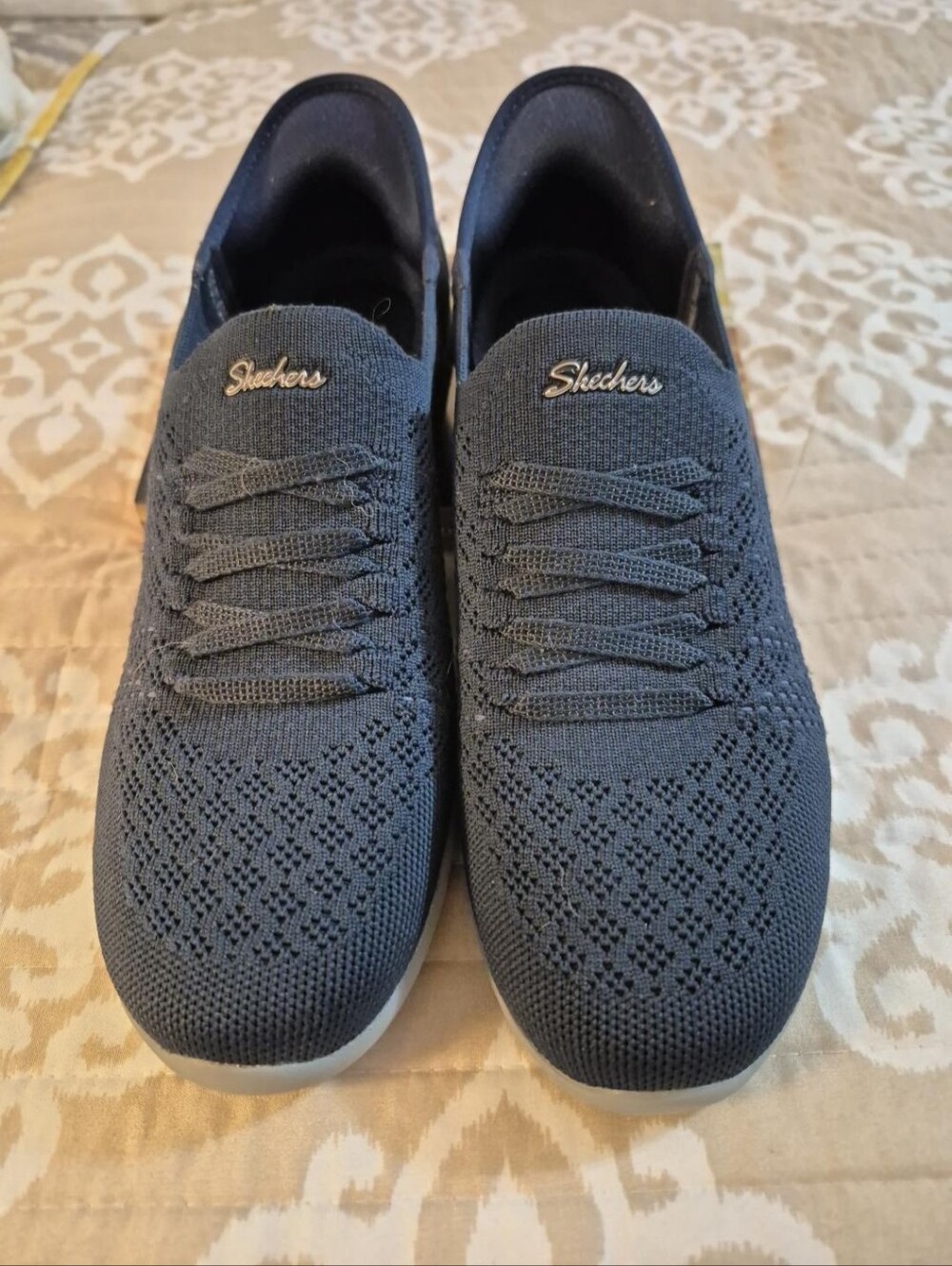Skechers Slip-Ins Woman's 7.5 Navy Sneakers